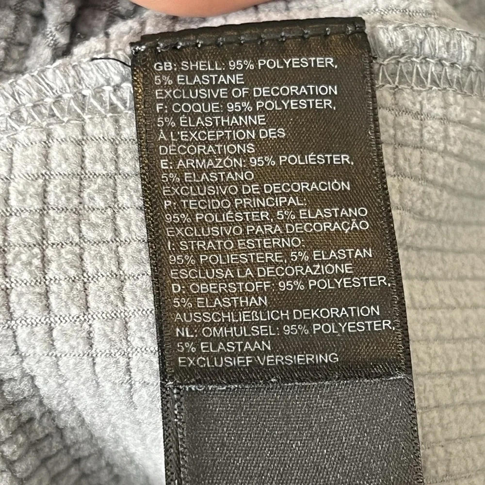 The North Face 1/4 Zip Pullover Mens Medium Gray Grid Fleece Company Logo